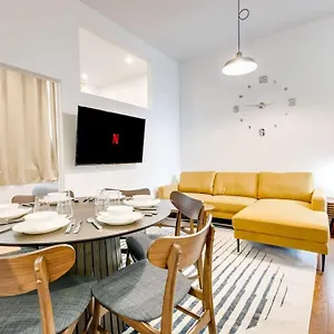 Appartement M11 Stylish & Modern 3br Downtown Mtl, Montréal
