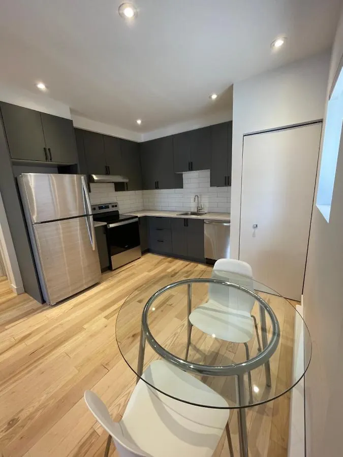 Hoch Studio Apartman Montréal